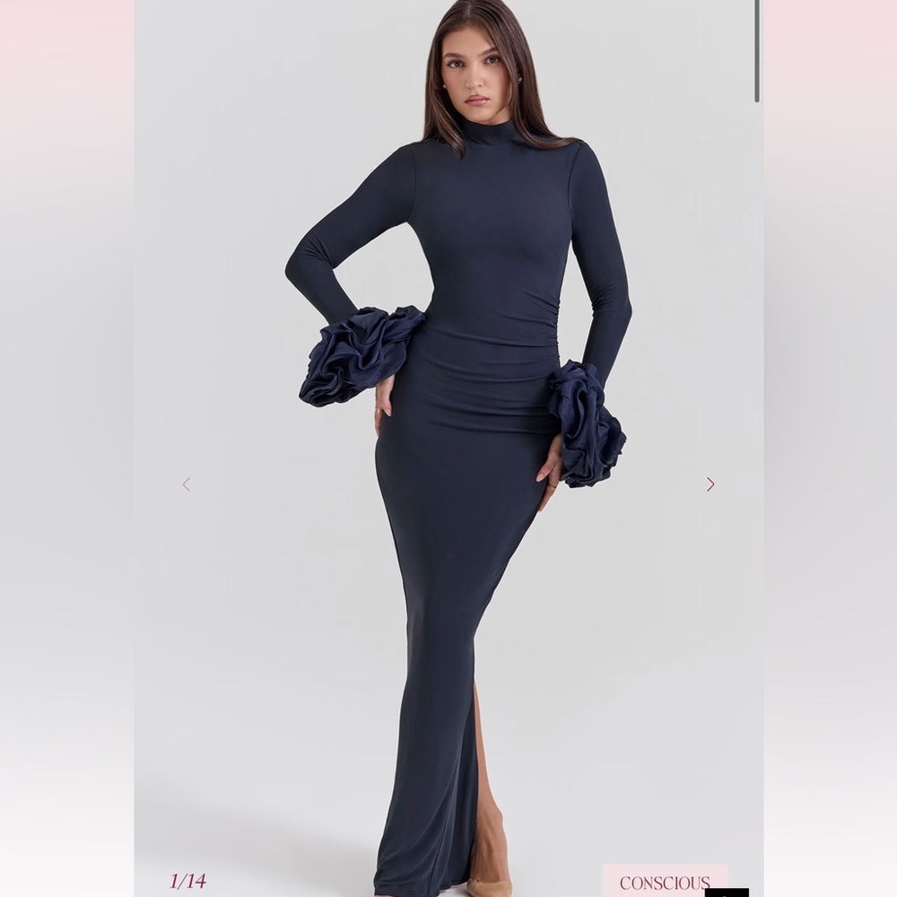 Fabienne Long Sleeve Body-Con Jersey Gown